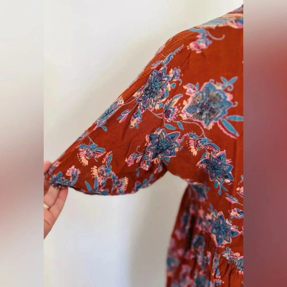 NWT Angie Women’s Brown Blue Floral Short Sleeve Boho Peasant Mini Dress Size M - Picture 5 of 9